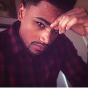 Meet your Posher, Cory